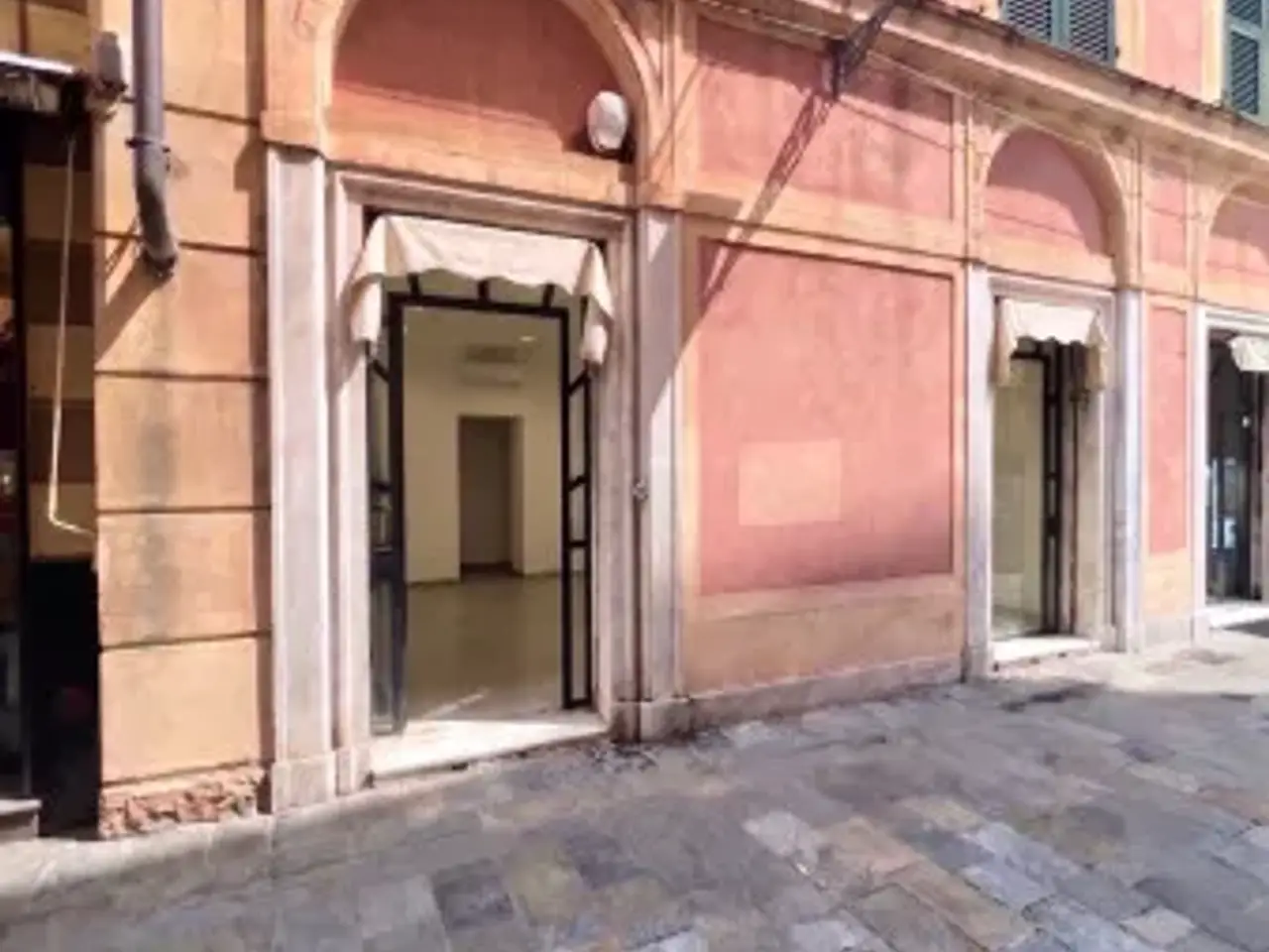 Negozio in Piazza Sant'Ambrogio 7e, Varazze, {3} - Foto 2