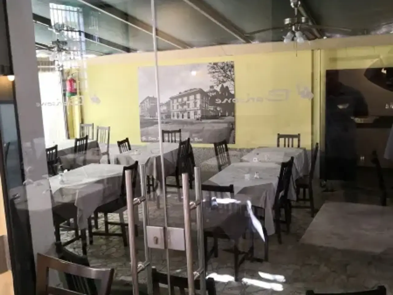 Esercizio commerciale in , Genova, {3} - Foto 1