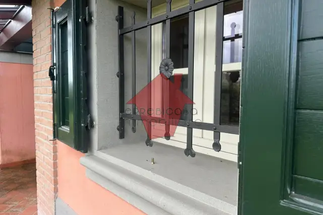 insertion image