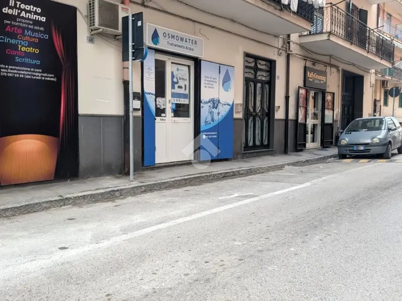 Negozio in Via Firenze 39, Frattamaggiore, {3} - Foto 1