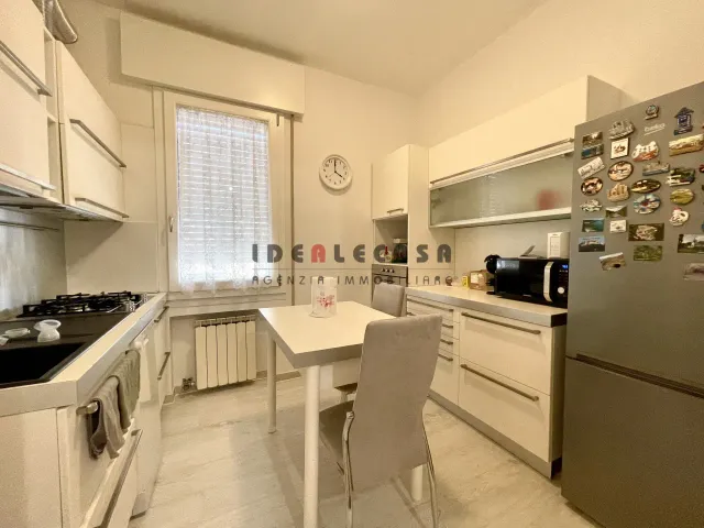 4-room flat, Stra - Photo 1