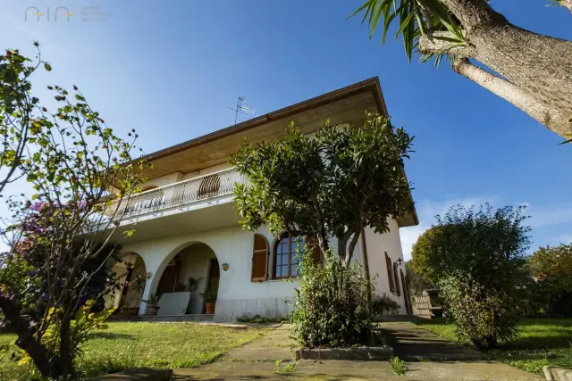 Mansion in Via Palazzi 28, Spinetoli - Photo 1