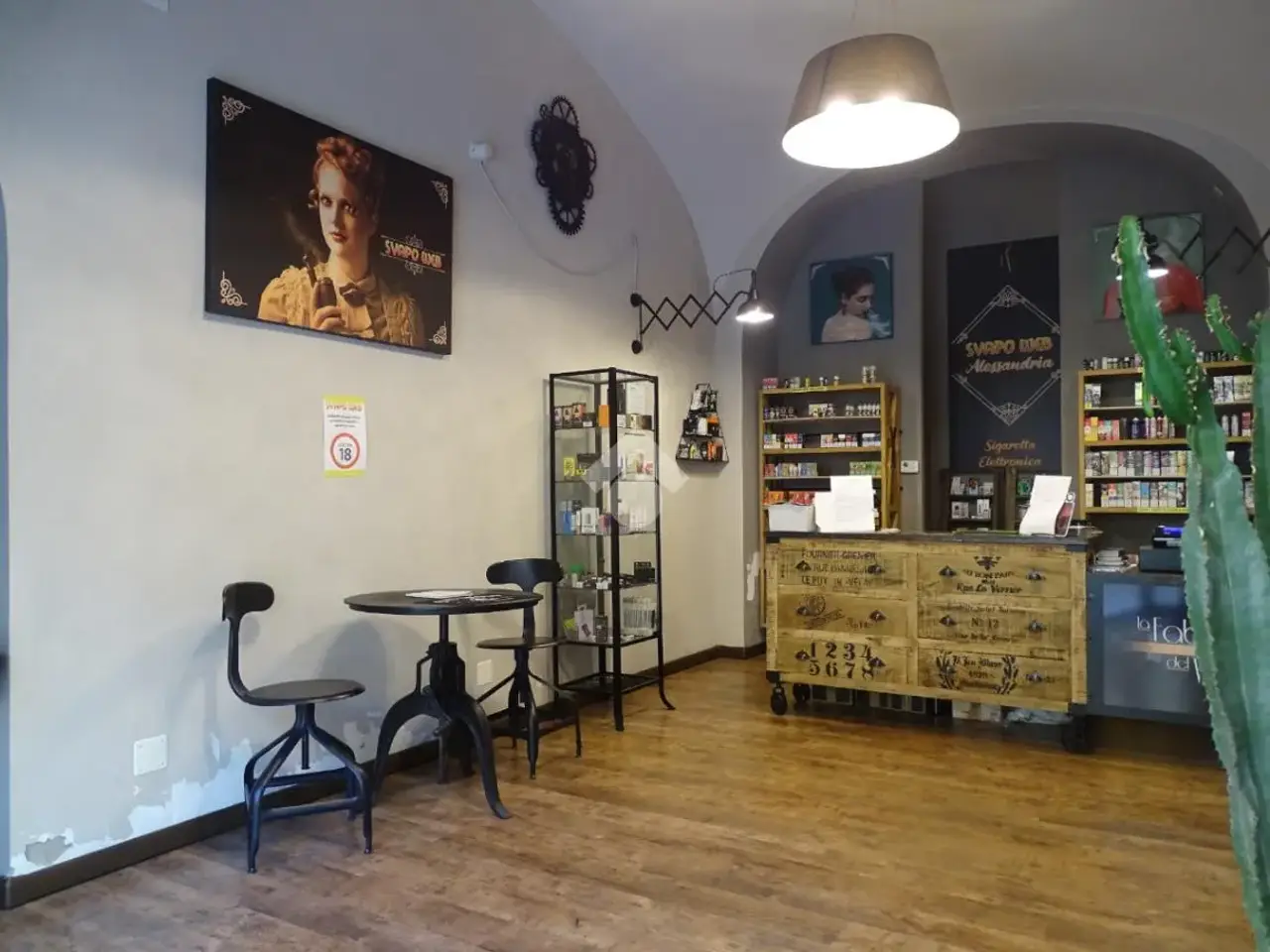 Negozio in Via Alessandro III 13, Alessandria, {3} - Foto 2