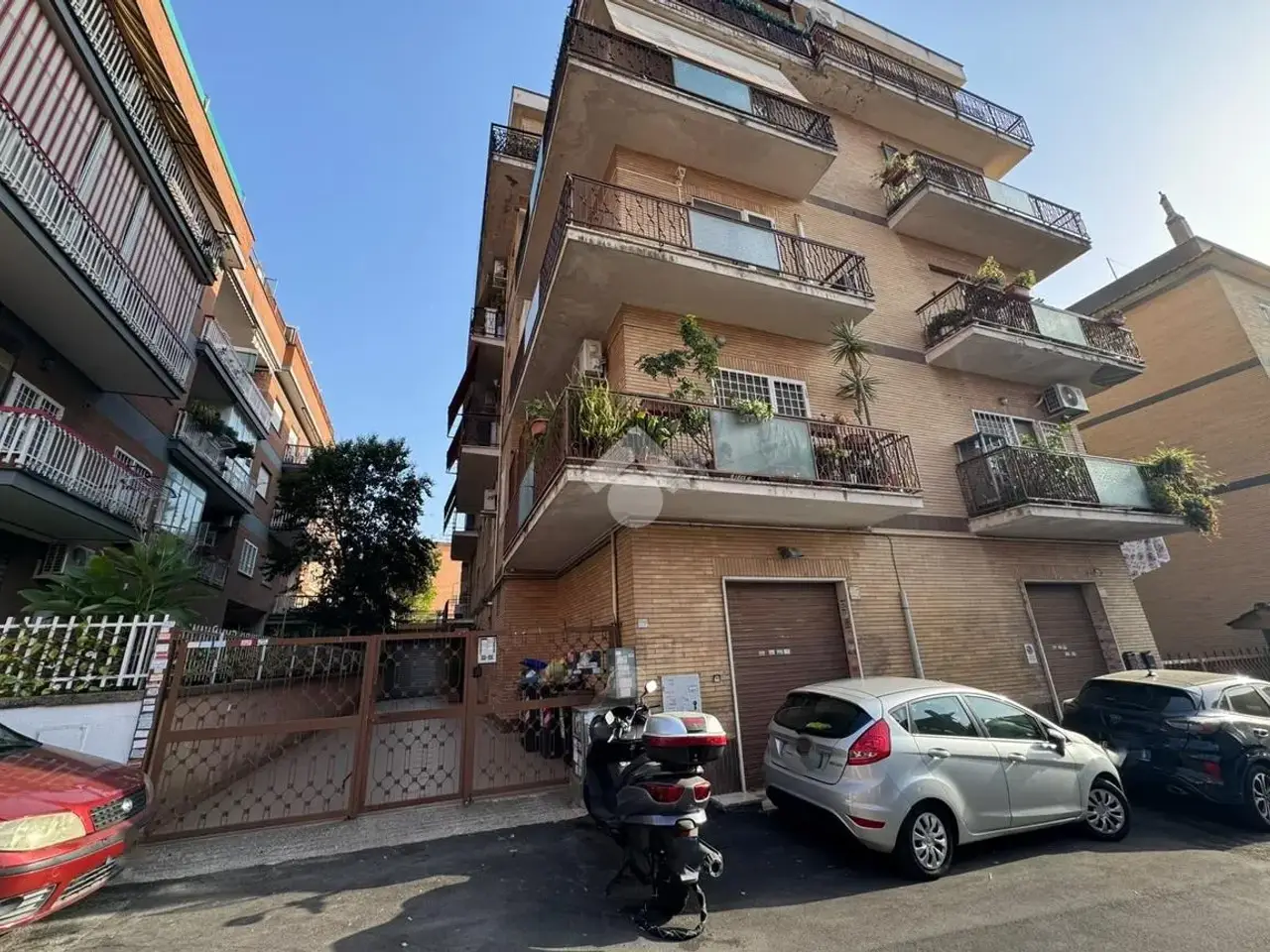 Magazzino in Via Bussoleno 23, Roma, {3} - Foto 2