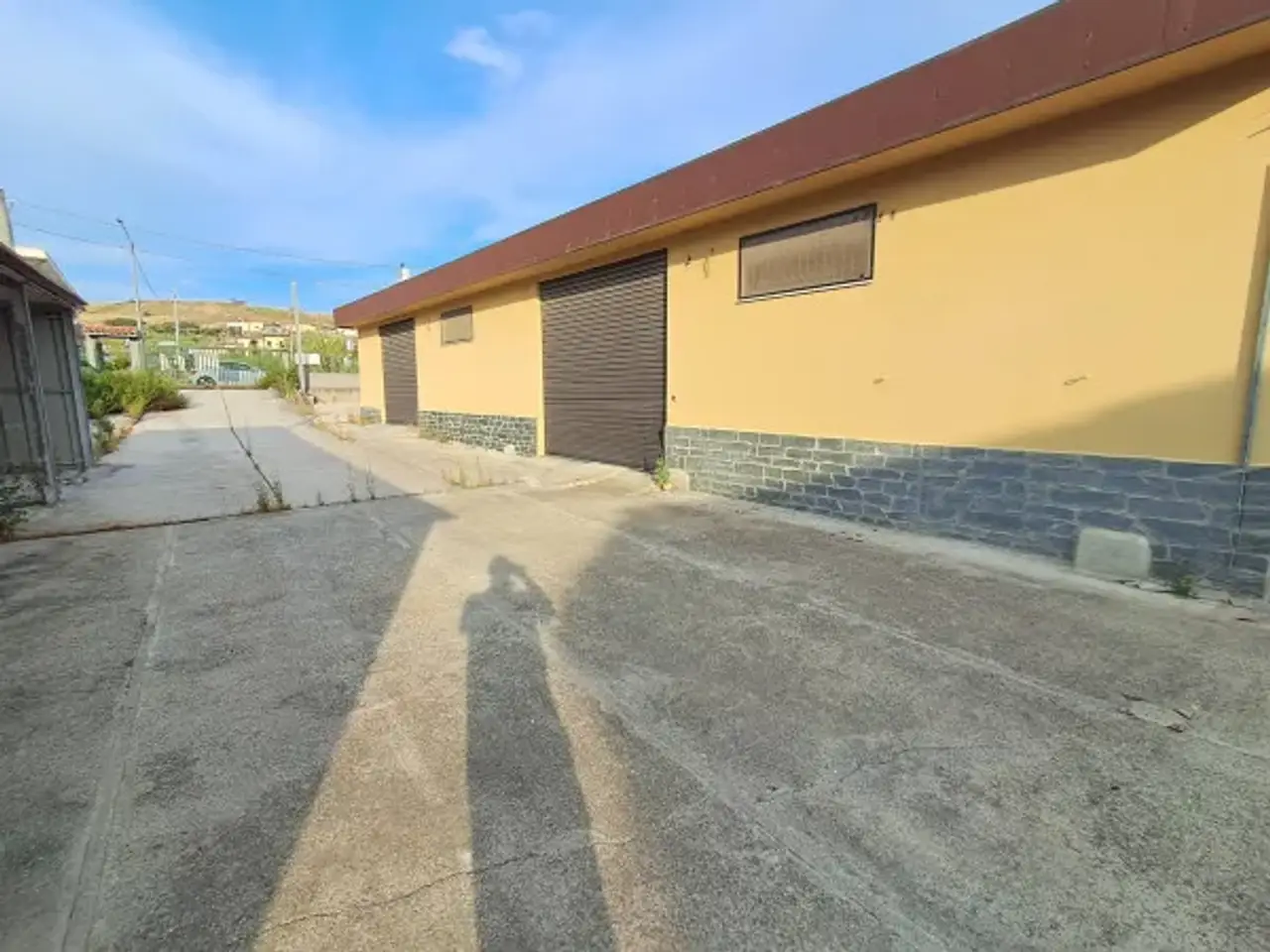 Negozio in Viale Magna Grecia, Catanzaro, {3} - Foto 1