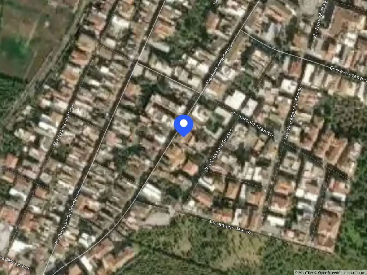Autorimessa in V. Umberto I, 147, 95013 Fiumefreddo Sicilia Ct, Italia 147, Fiumefreddo Di Sicilia, {3} - Foto 2