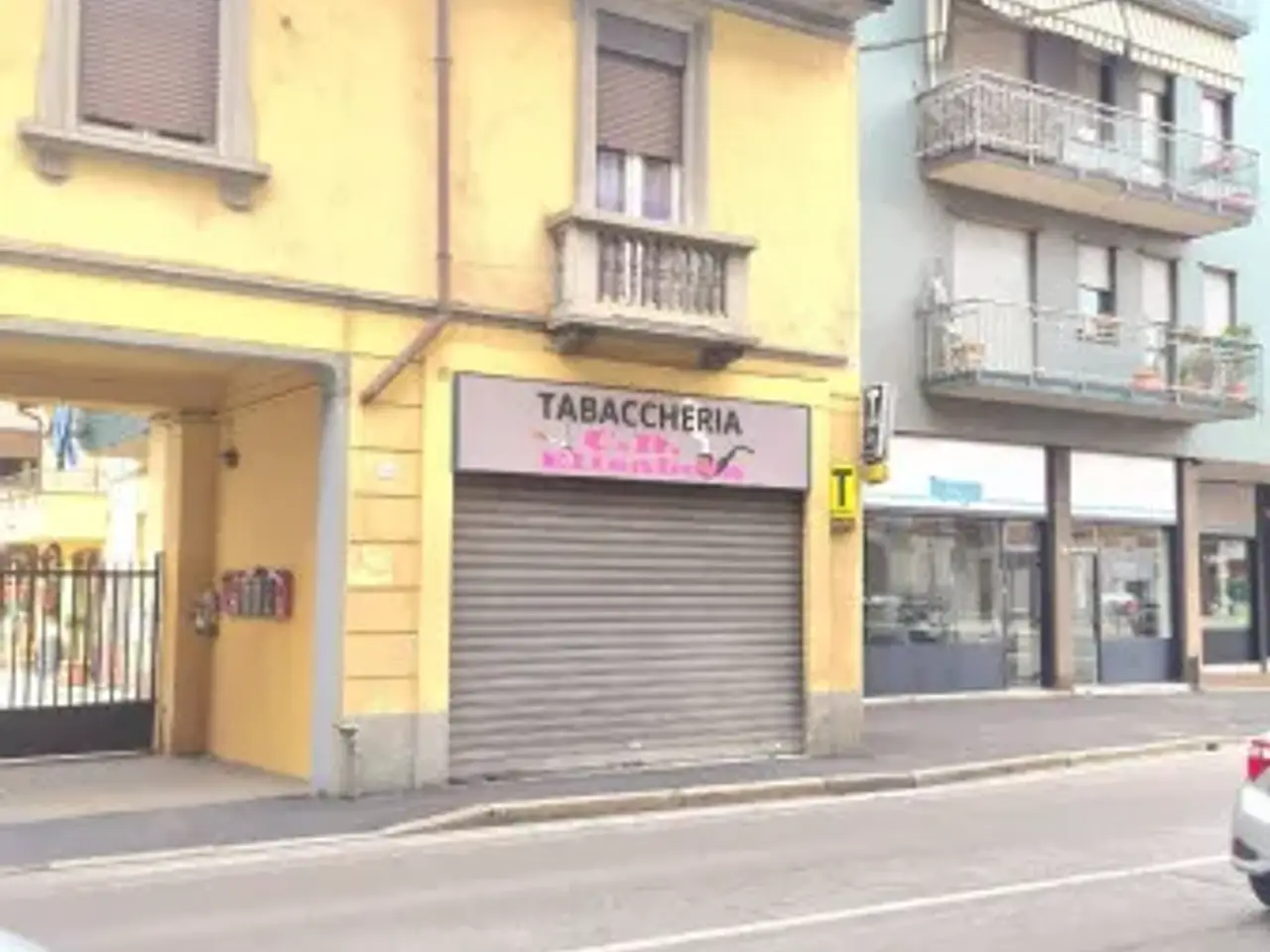Negozio in Piazza Europa, San Vittore Olona, {3} - Foto 2