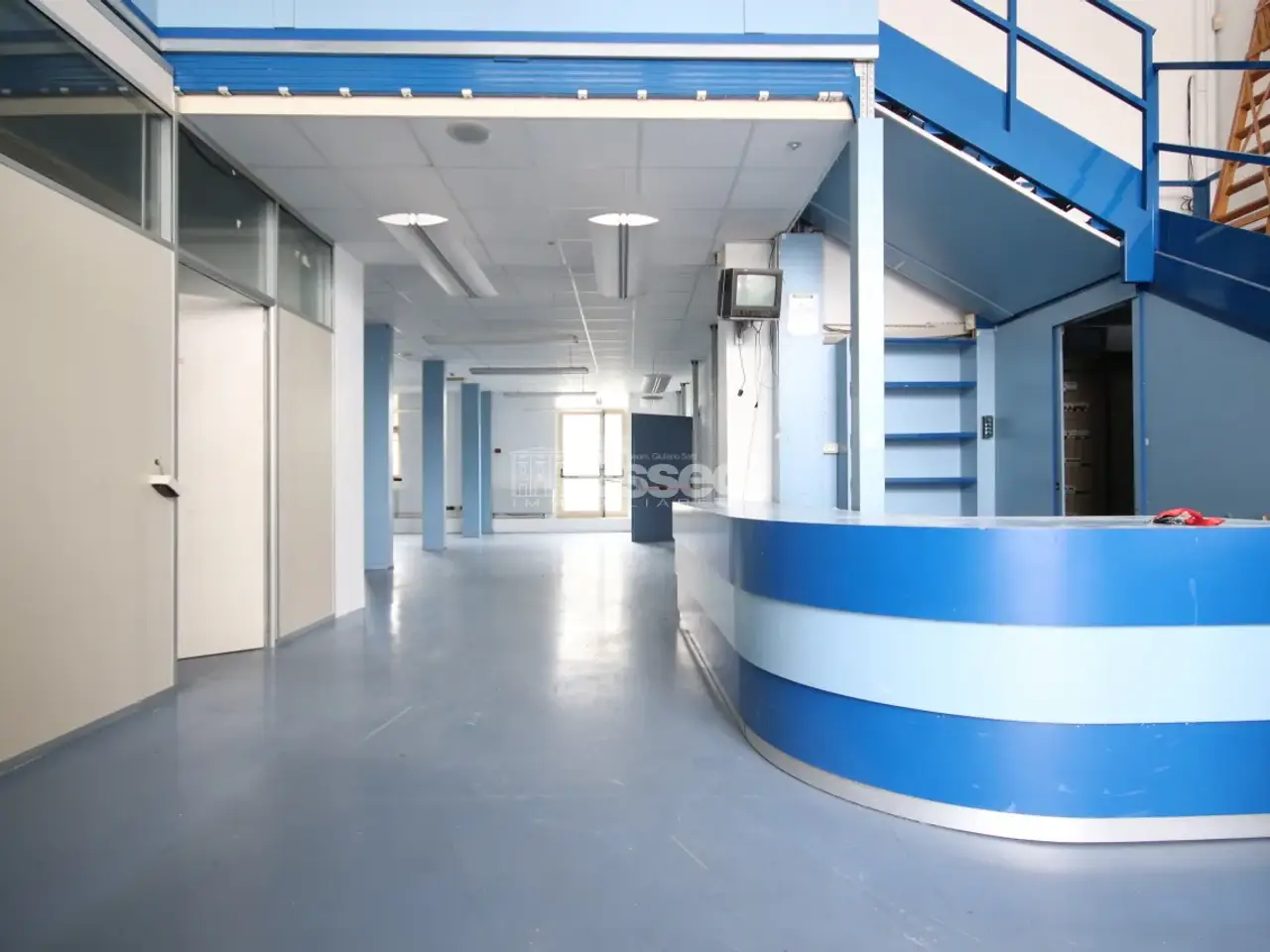 Palazzina commerciale in Via delle Ville Prima, Acquacalda 895, Lucca, {3} - Foto 2