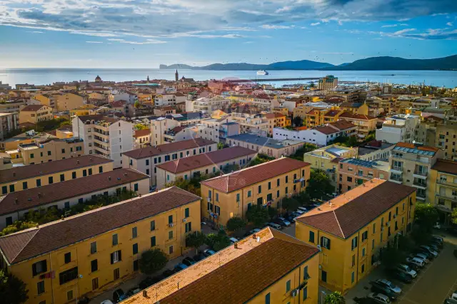 Quadrilocale in Via Vittorio Veneto 102, Alghero - Foto 1