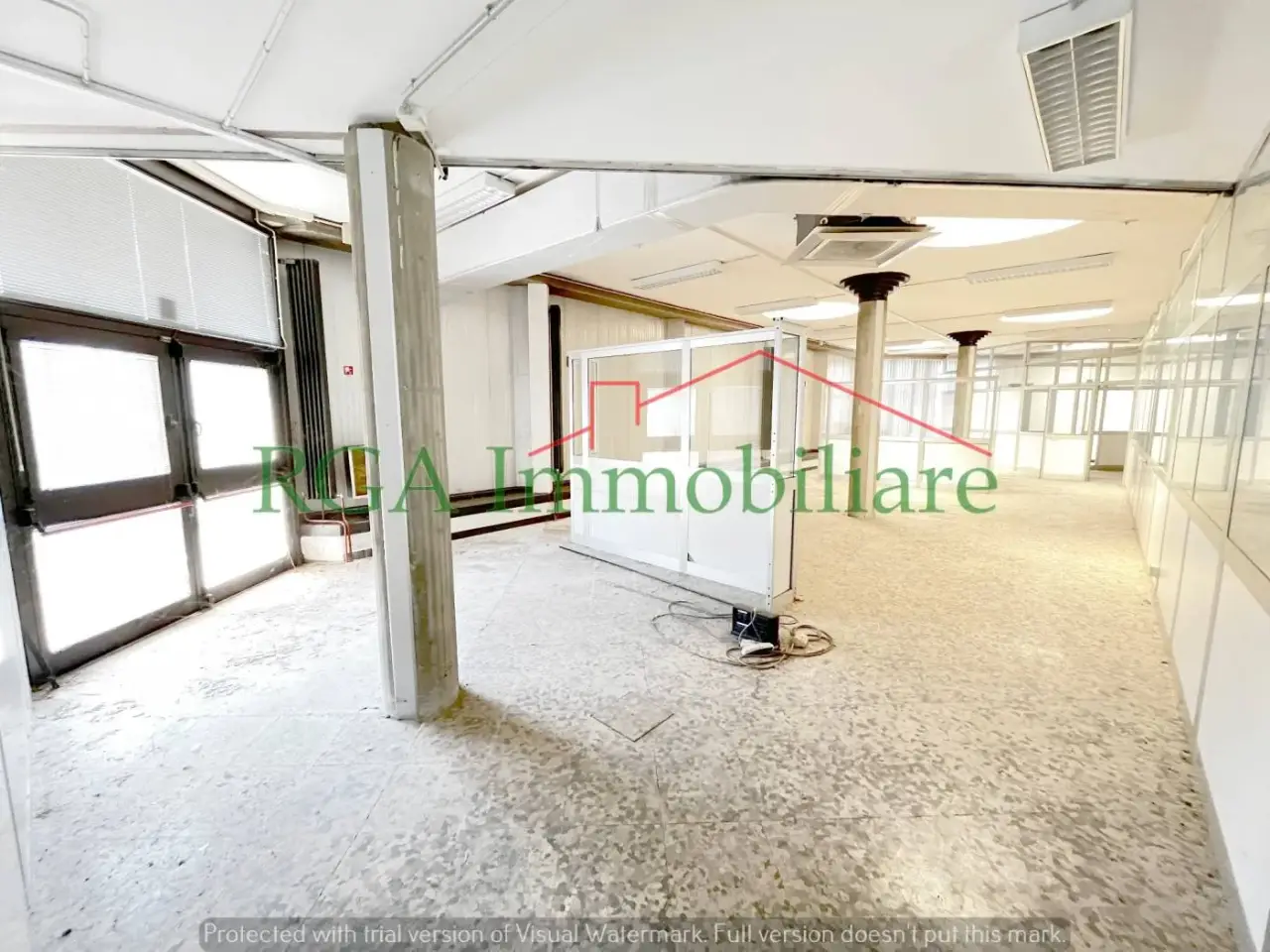 Ufficio in Viale John Fitzgerald Kennedy, Napoli, {3} - Foto 1
