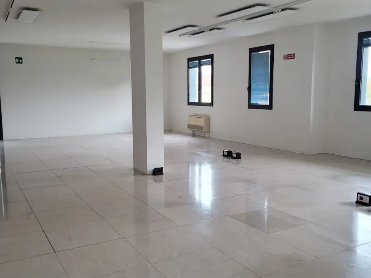 Ufficio in Via Kennedy 13, Noventa Padovana, {3} - Foto 1