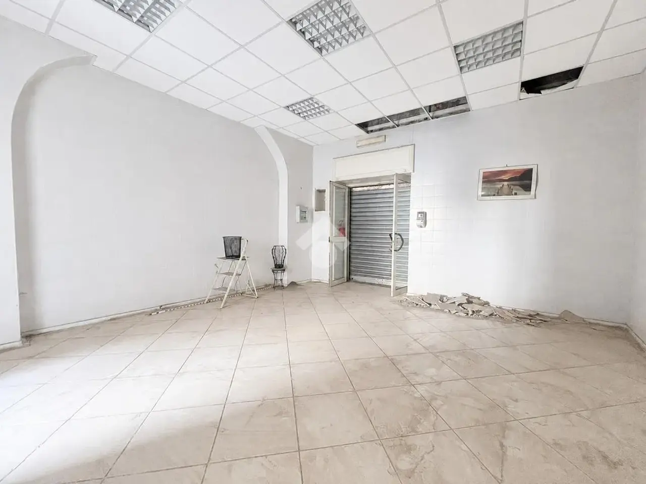 Negozio in Via M. Lupoli 11, Frattamaggiore, {3} - Foto 1