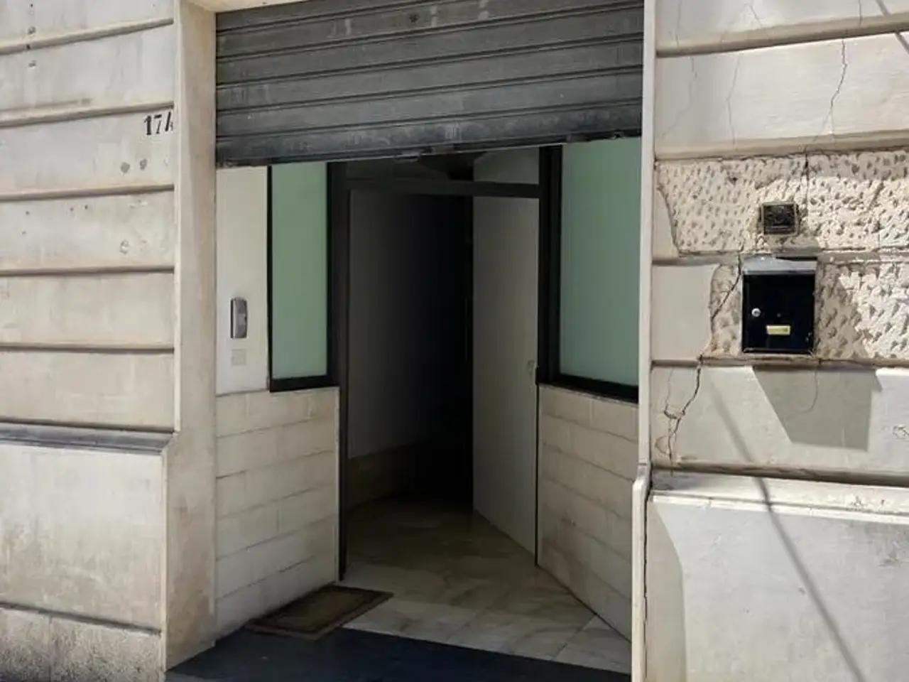 Negozio in Via Palestro  17/a, Brindisi, {3} - Foto 2
