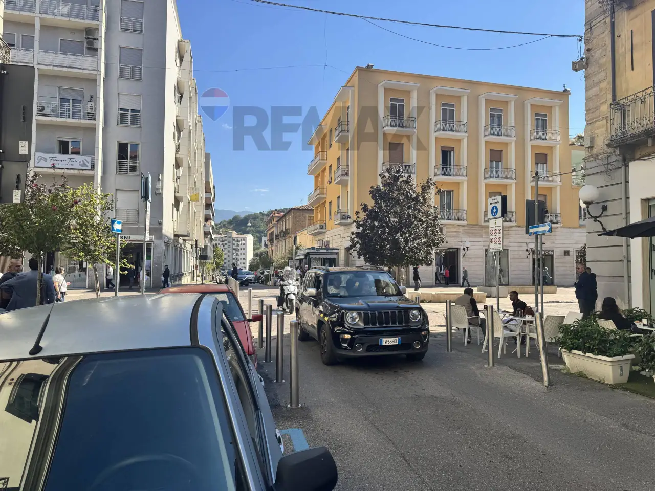 Negozio in Via Isonzo 10, Cosenza, {3} - Foto 2