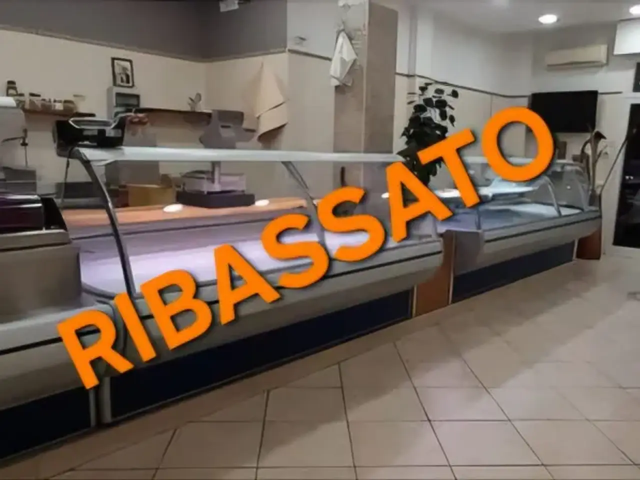 Macelleria in Via Montello, Andria, {3} - Foto 1