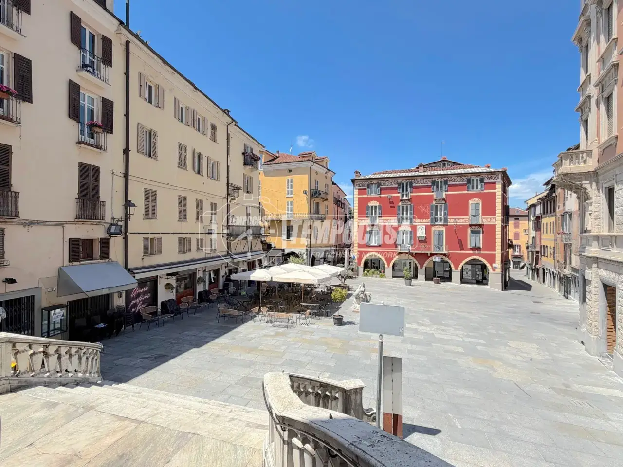 Negozio in Piazza San Pietro 8, Mondovi', {3} - Foto 2