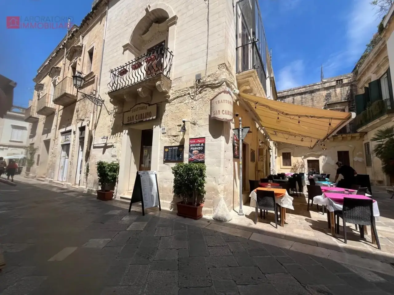Locale commerciale in , Lecce, {3} - Foto 1