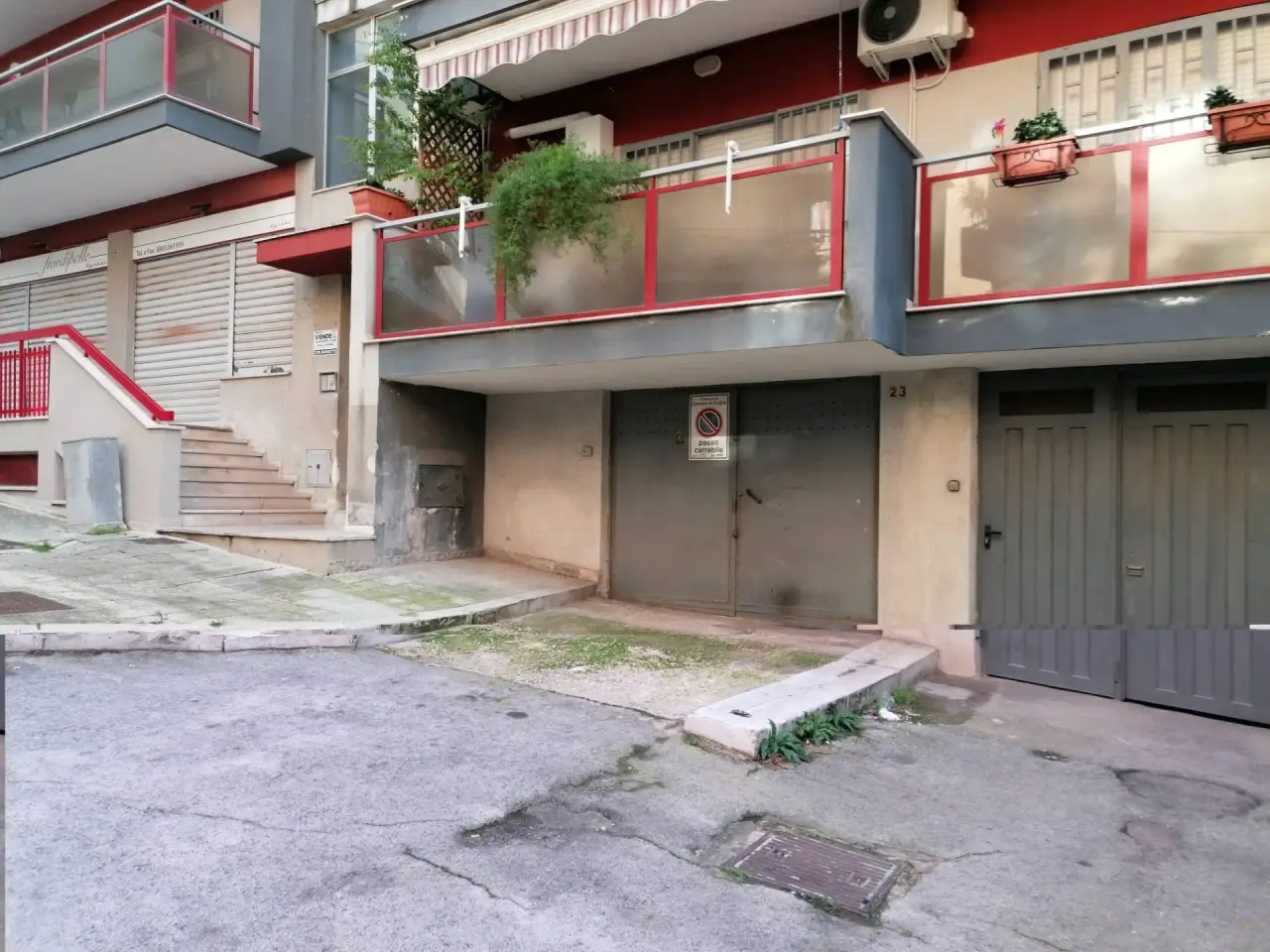 Magazzino in Via Omero, Canosa Di Puglia, {3} - Foto 1