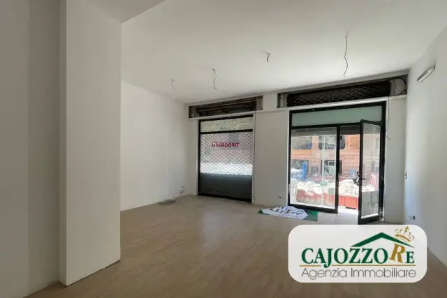 Negozio in Via Tommaso Gargallo 5, Palermo - Foto 1