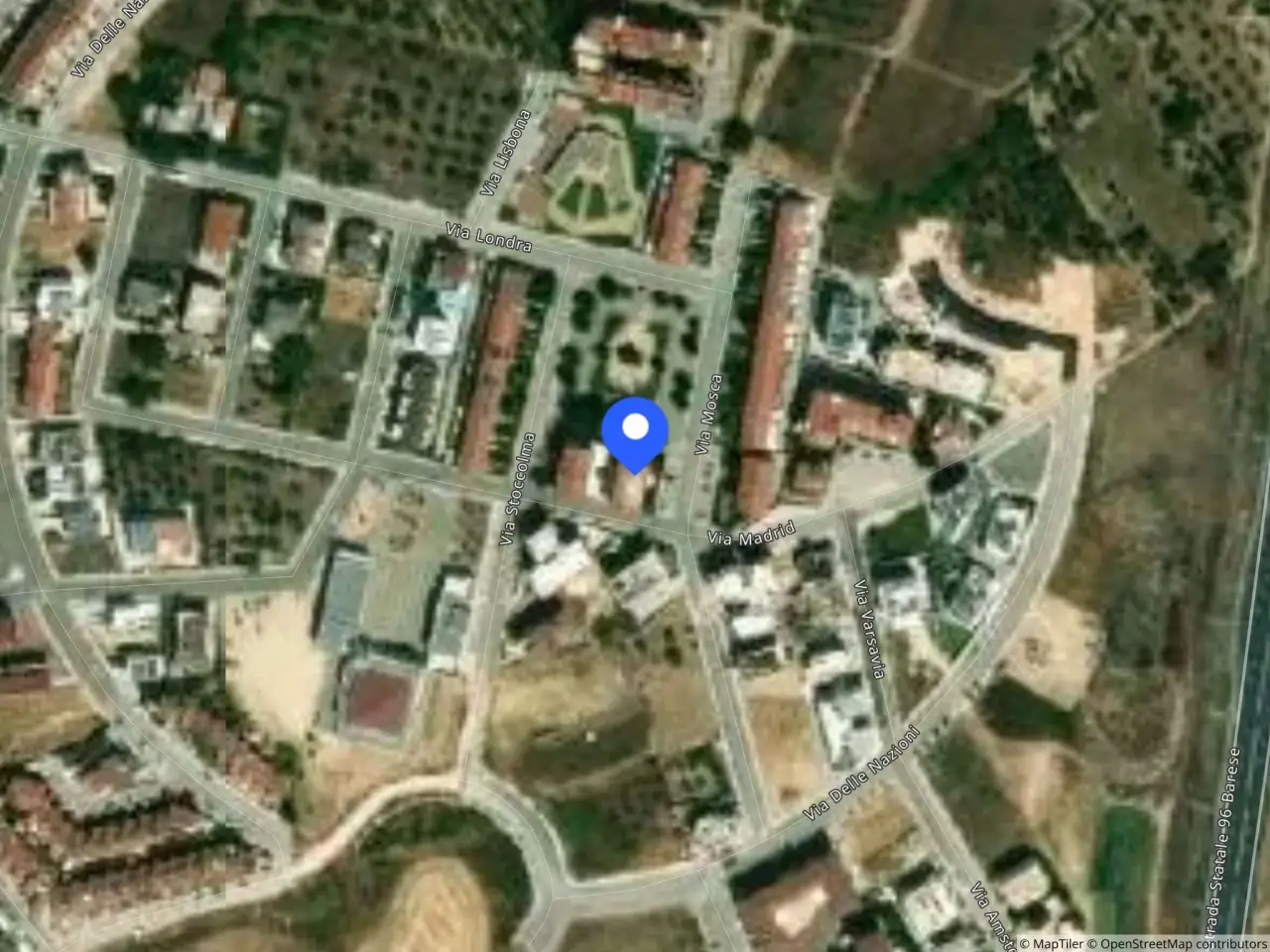 Garage in Via Mosca, 32, 70022 Altamura Ba, Italia 32, Altamura, {3} - Foto 2
