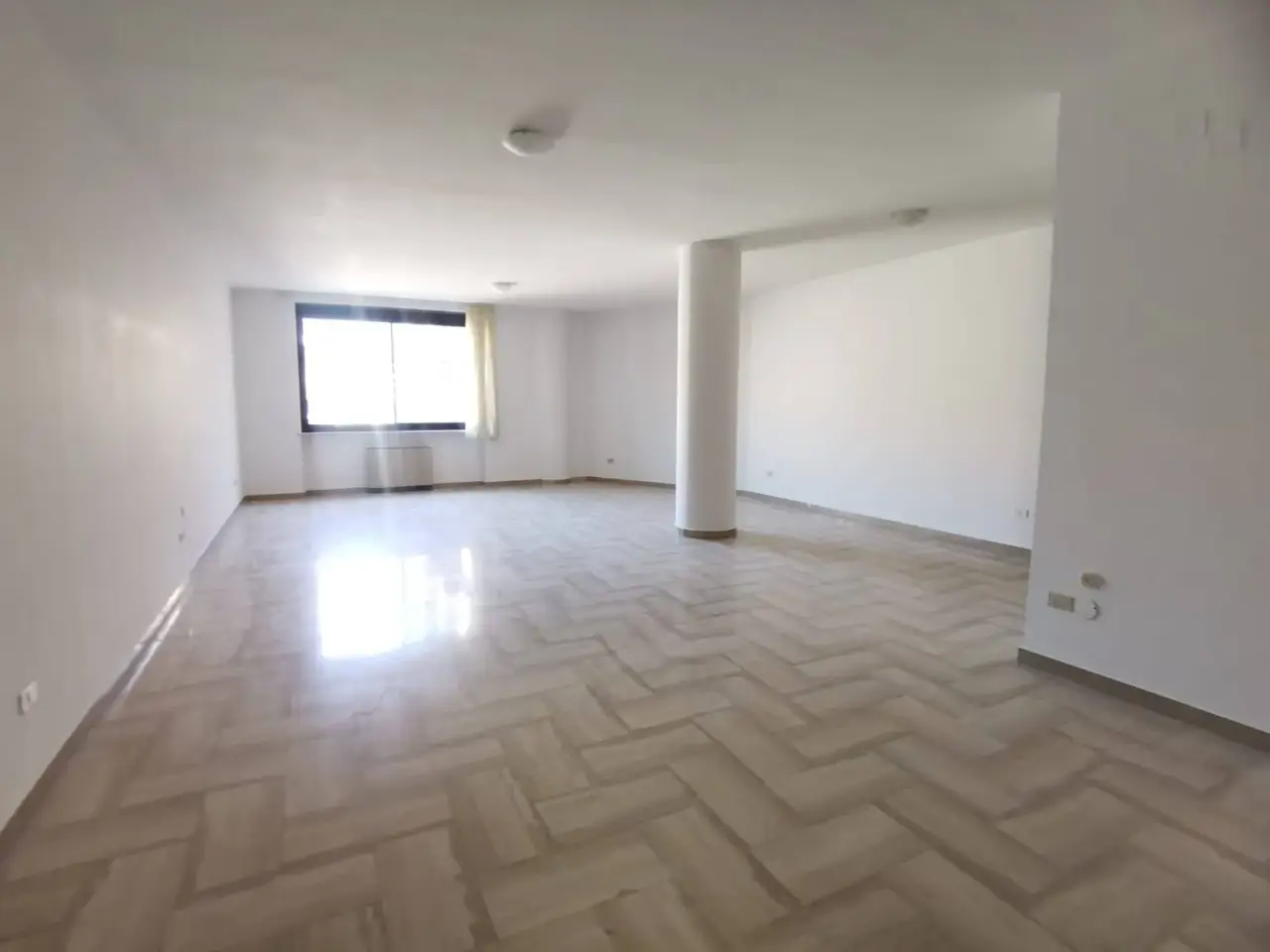 Ufficio in Via Santacroce 9, San Nicola La Strada, {3} - Foto 1