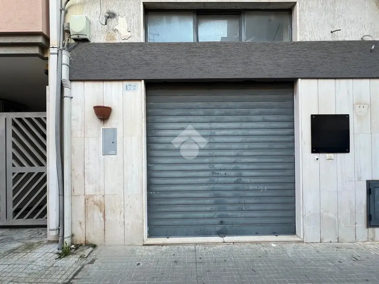 Negozio in Via Mecenate 172, Brindisi, {3} - Foto 1