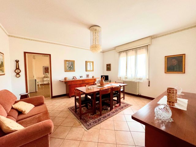 4-room flat in Via Belotti 6, Lovere - Photo 1