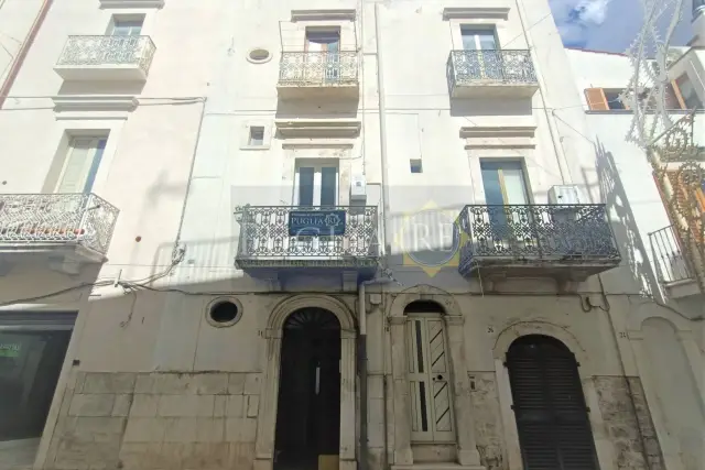 Detached house in Via Roma, Castellana Grotte - Photo 1