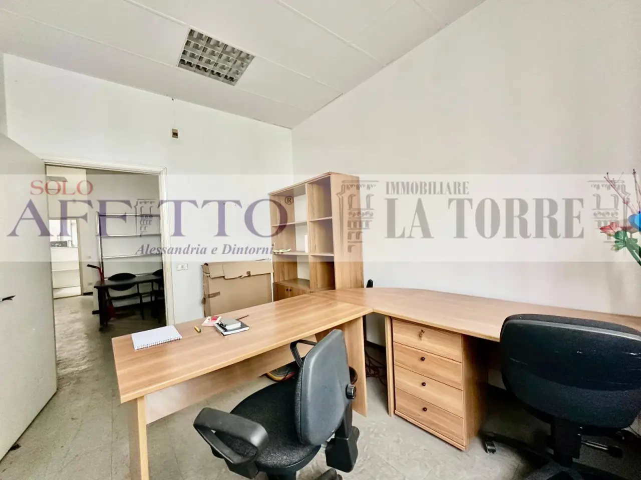 Negozio in Via Alessandro Volta, Alessandria, {3} - Foto 1