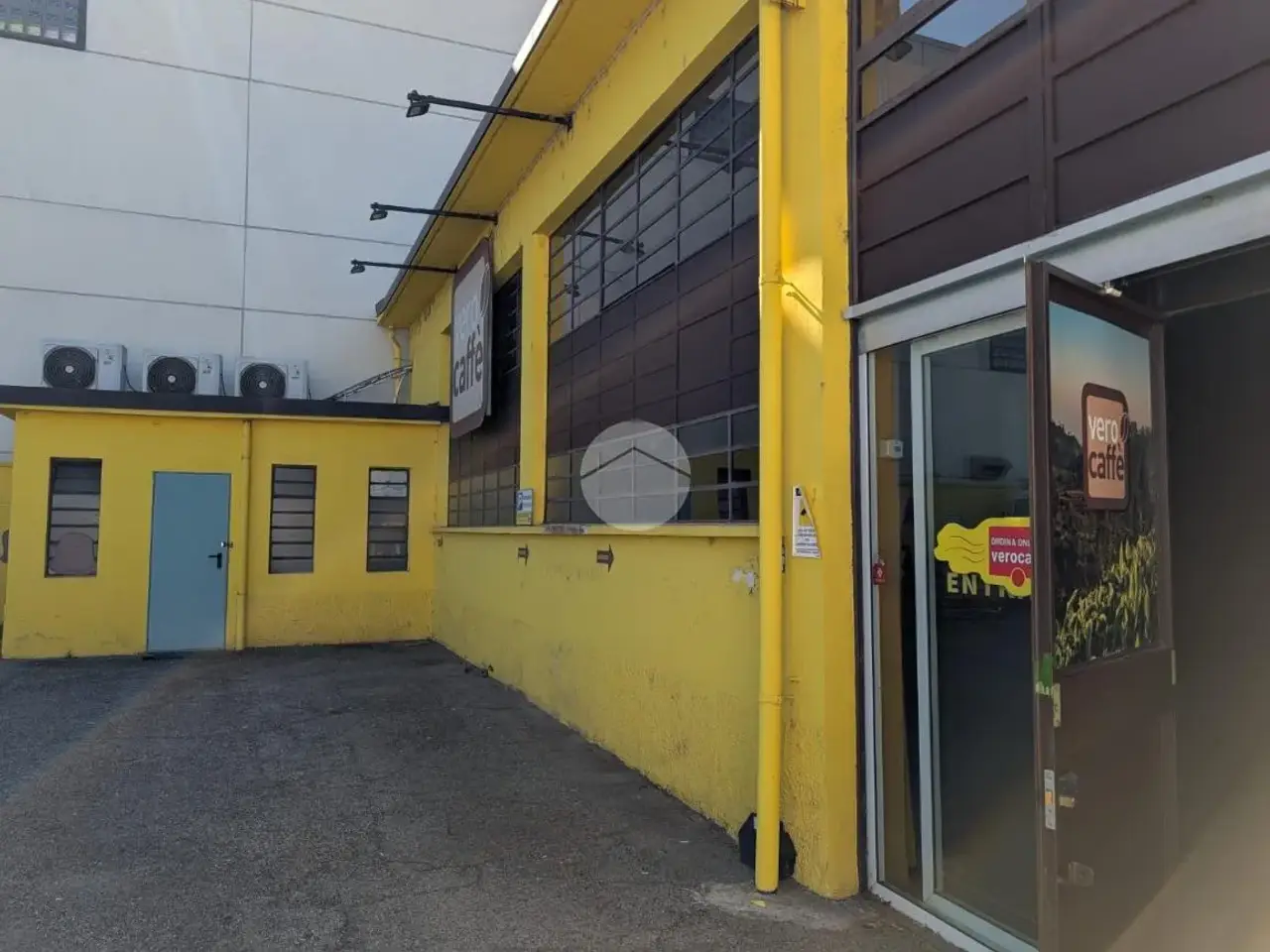 Negozio in Via XXV Aprile 152, Nichelino, {3} - Foto 2