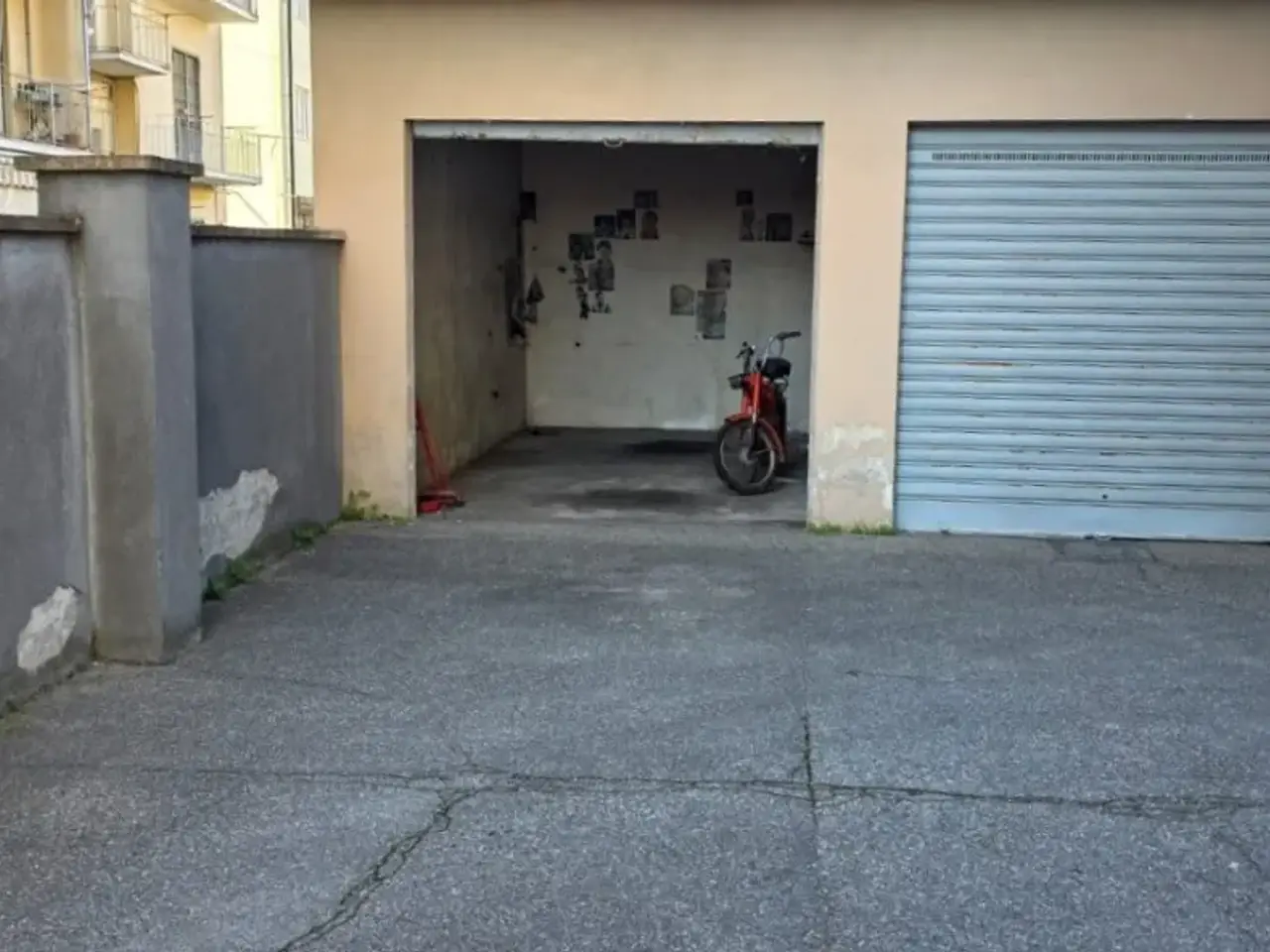 Parcheggio chiuso in Via Giolitti 1, Beinasco, {3} - Foto 1