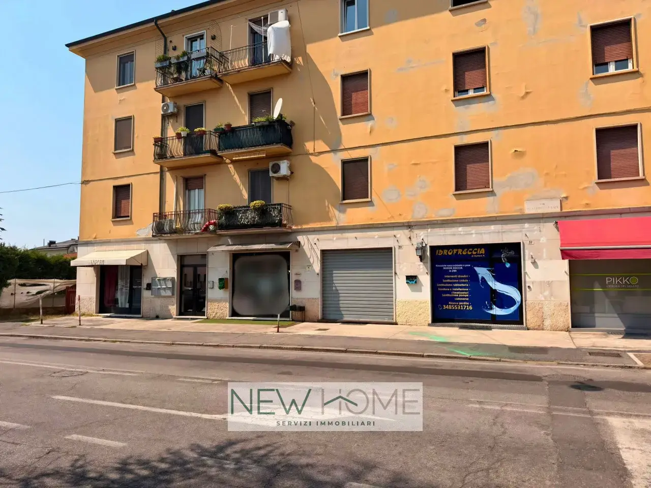 Negozio in Via Polveriera Vecchia 39/B, Verona, {3} - Foto 1
