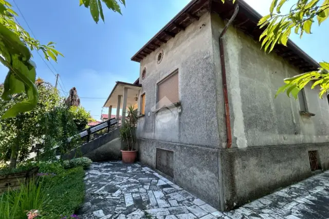 Villa in Via Gramsci 2, Calvisano - Foto 1