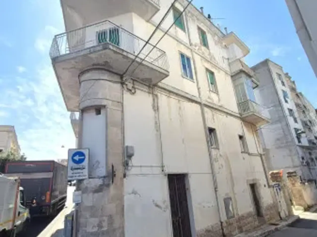 Negozio in Via Serra, Locorotondo, {3} - Foto 1
