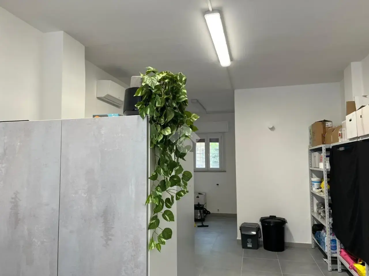Negozio in Via Brescia, Parma, {3} - Foto 1