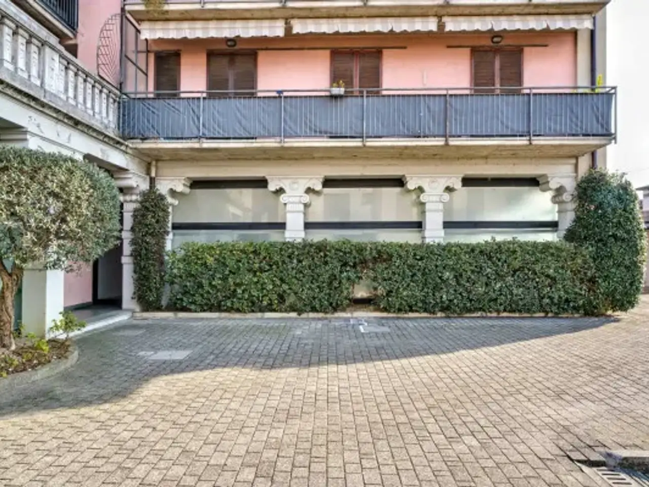 Negozio in Via Torre 6, Brembate Di Sopra, {3} - Foto 1