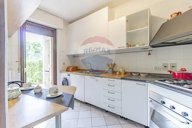 3-room flat in Via Golgi 13, Arcore - Photo 1