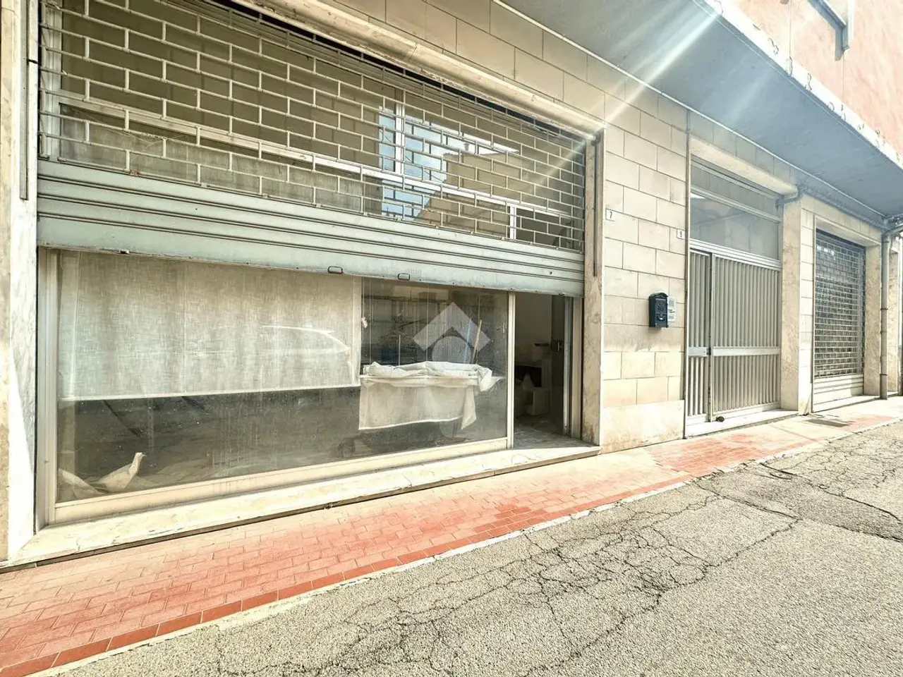Ufficio in Via Mentana, Sale, {3} - Foto 1
