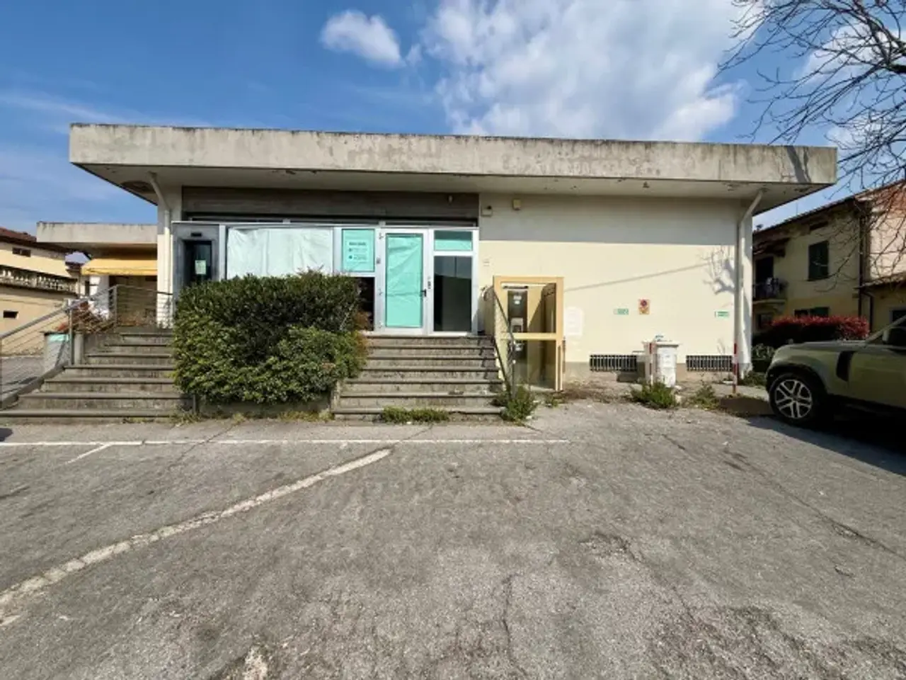 Ufficio in Viale Europa, Capannori, {3} - Foto 1