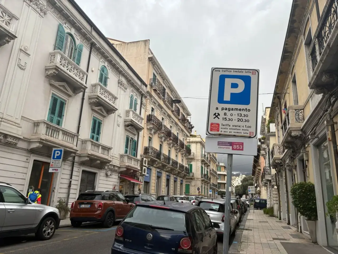 Negozio in Via Nicola Fabrizi 105, Messina, {3} - Foto 2