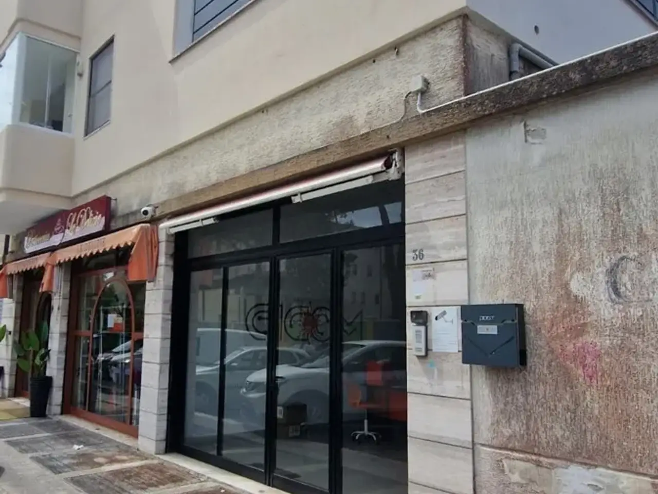 Negozio in Via Legnago 36, Brindisi, {3} - Foto 1