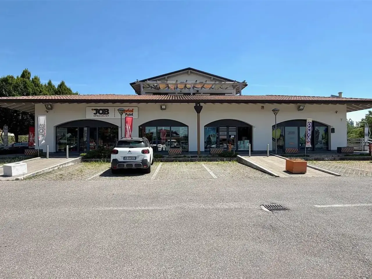 Negozio in Via Vittorio Emanuele  1189, Calusco D'Adda, {3} - Foto 1