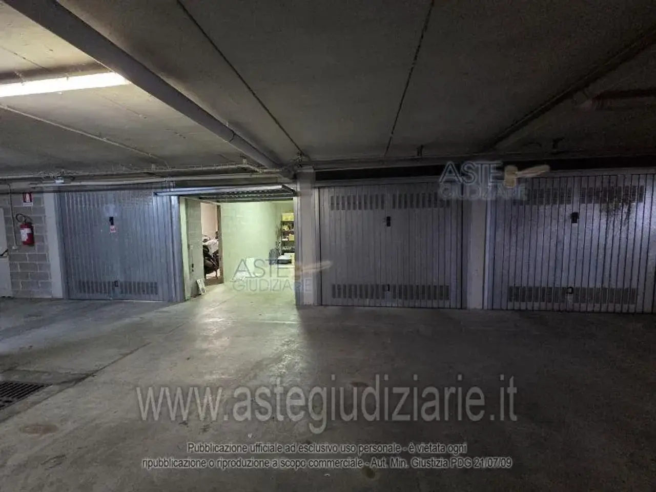 Garage in Via Colletta Pietro, 24, 57124 Livorno LI, Italia 24, Livorno, {3} - Foto 2
