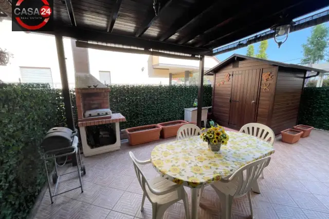 Terraced house in Borgo Bainsizza, Latina - Photo 1