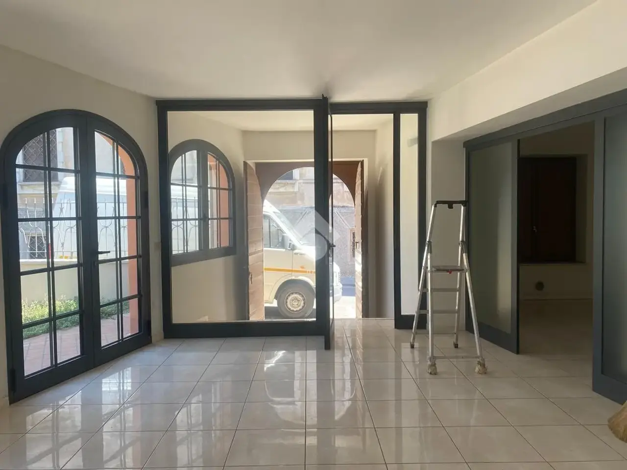 Ufficio in Via Via Ordanino 32, Castiglione Delle Stiviere, {3} - Foto 1