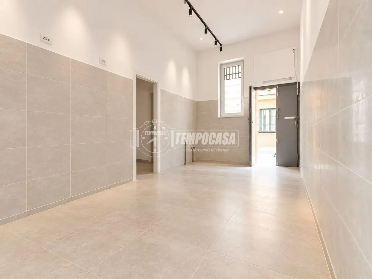 Negozio in Bastioni di Porta Volta, Milano, {3} - Foto 2