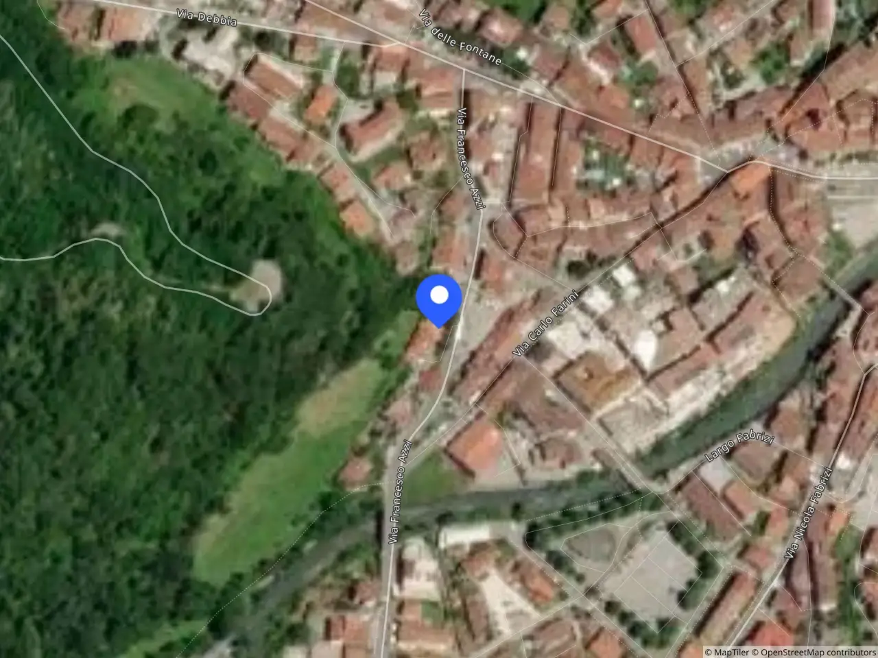 Negozio in Via F.Azzi 13 13, Castelnuovo Di Garfagnana, {3} - Foto 2