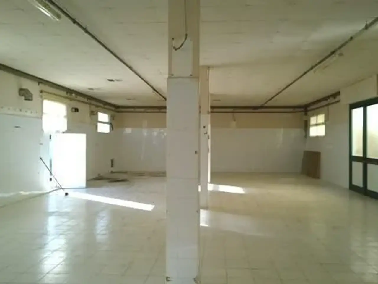 Laboratorio in , Ponsacco, {3} - Foto 1