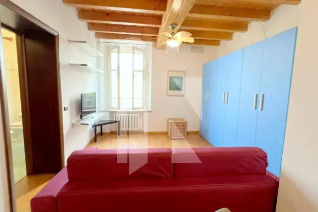 One-room flat in {3}, - Photo 1