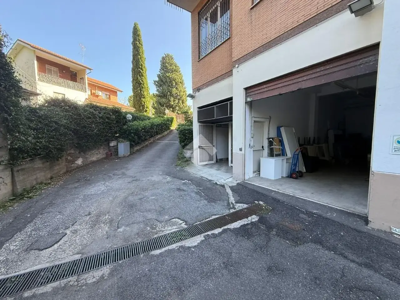 Negozio in Via Val Maira 133, Roma, {3} - Foto 2